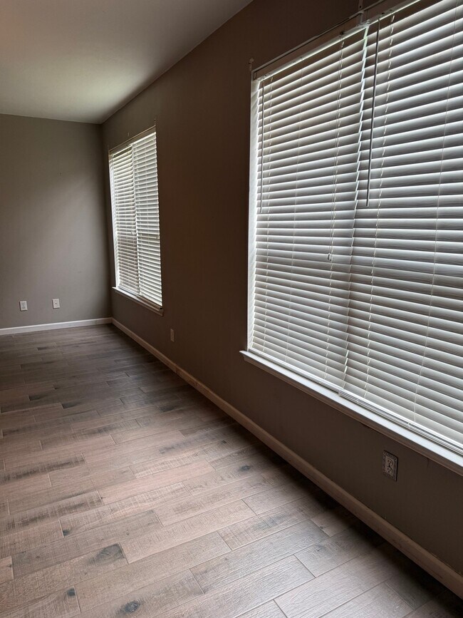 Foto del edificio - 21910 Willow Downs Dr