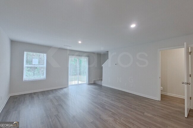 Foto del edificio - 366 Ironwood Ct