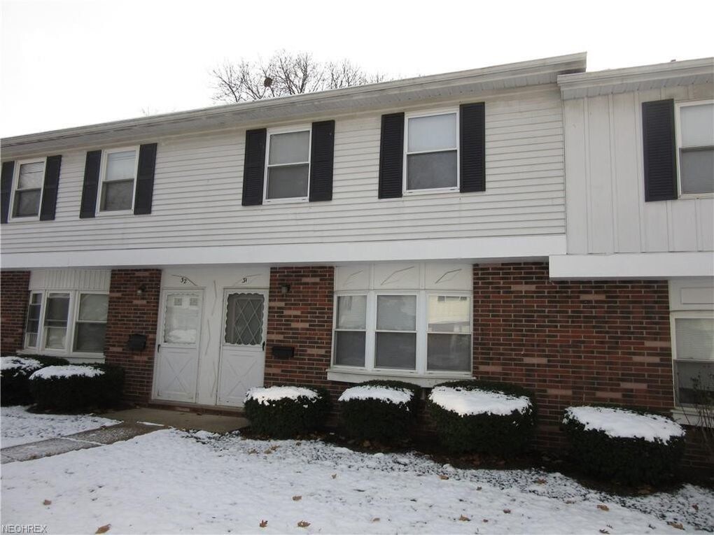 Westwood Townhouse Unit 31 House Rental in Painesville, OH