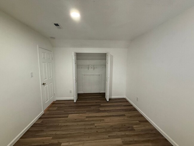 Foto del edificio - Elegant Residence in a Private Cul-de-Sac! "ASK ABOUT OUR ZERO DEPOSIT"