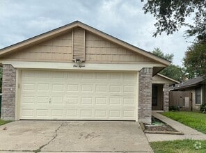 Building Photo - 115 Rattan Dr