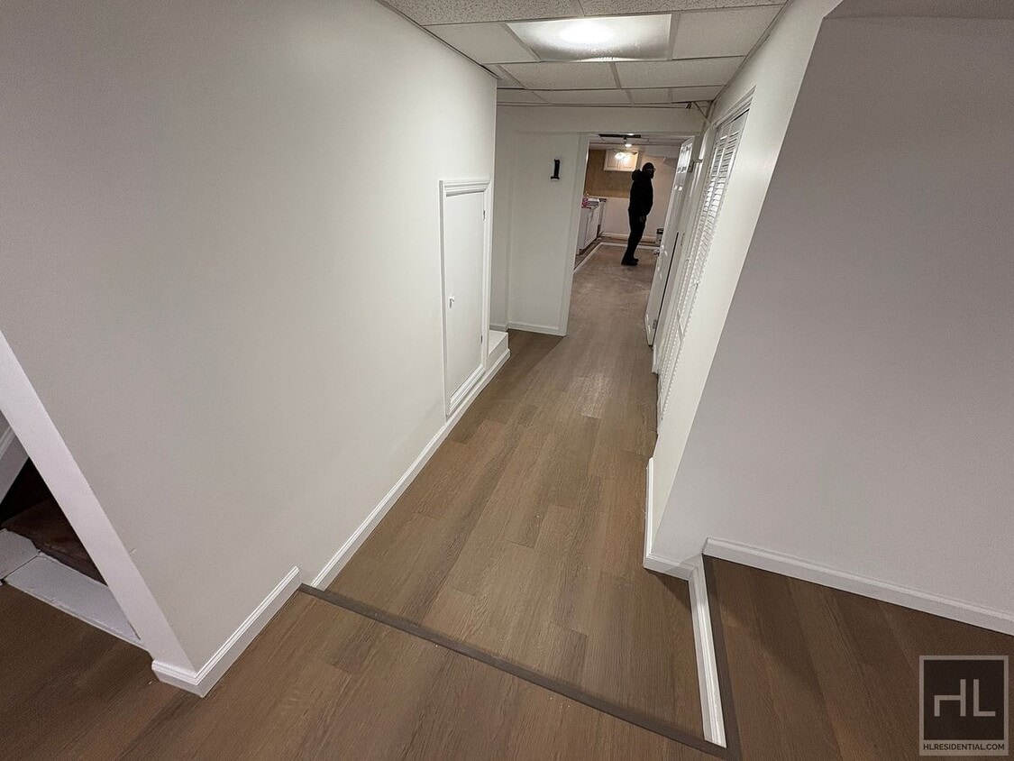 Building Photo - BAISLEY AVENUE, BRONX