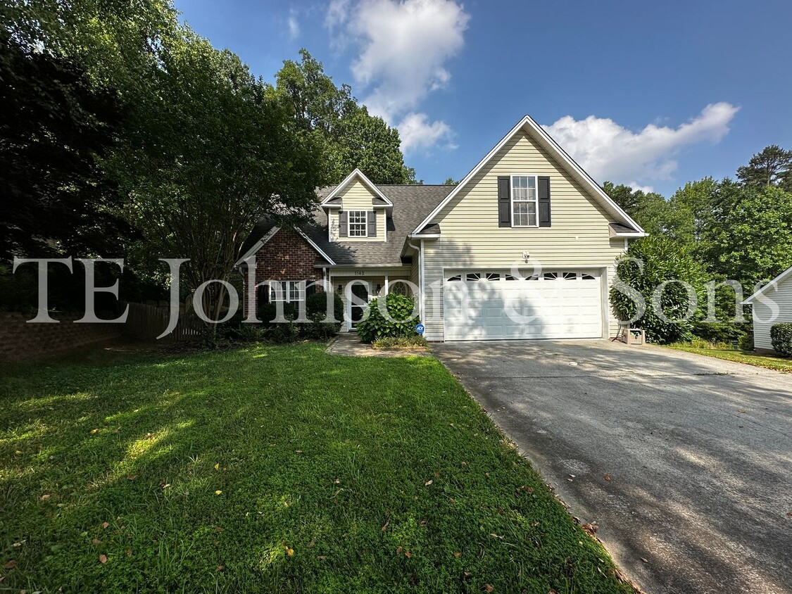 Primary Photo - 1142 Folkstone Ridge Ln