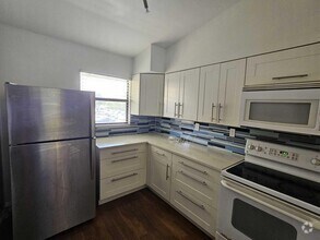 Building Photo - 3130 Millwood Terrace