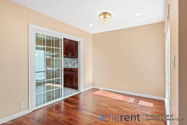 Foto del edificio - 3 br, 2.5 bath Townhome - 644 Celestial La...