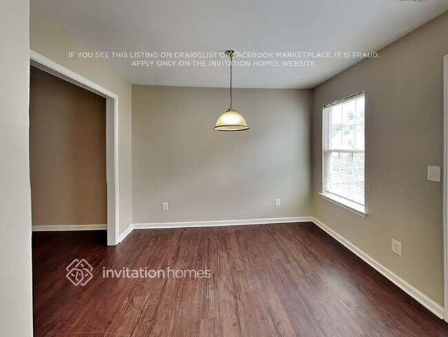 Building Photo - 7617 Hidden Creek Dr