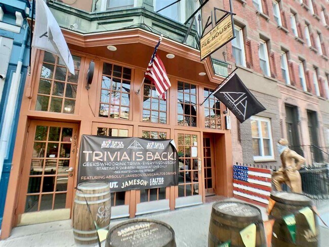 Foto del edificio - 1034 Willow Ave