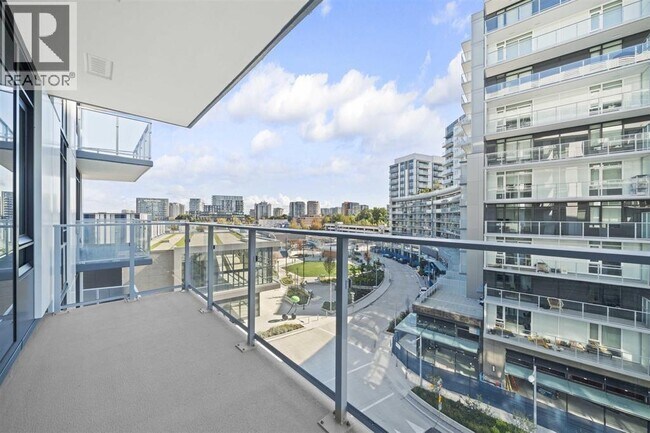 Photo du bâtiment - 6600 Minoru Blvd