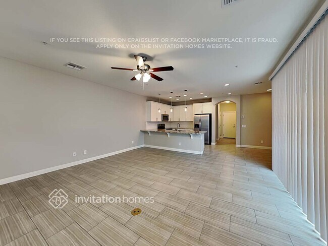 Foto del edificio - 20613 W White Rock Rd