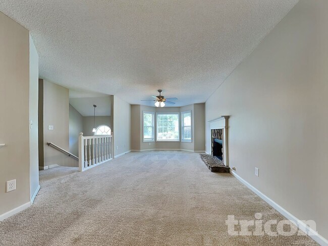 Building Photo - 113 Ivy Brook Dr