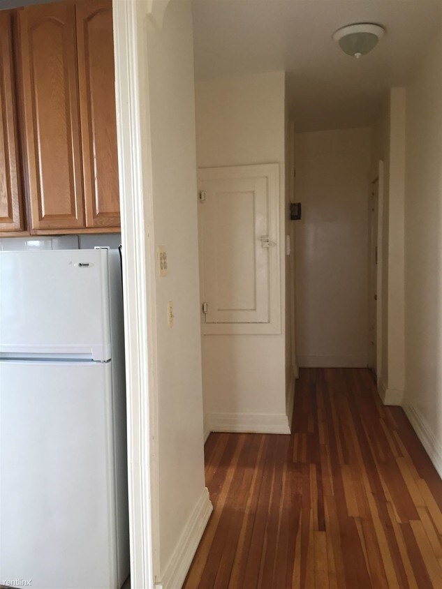 Foto principal - 12010 Rockaway Beach Blvd