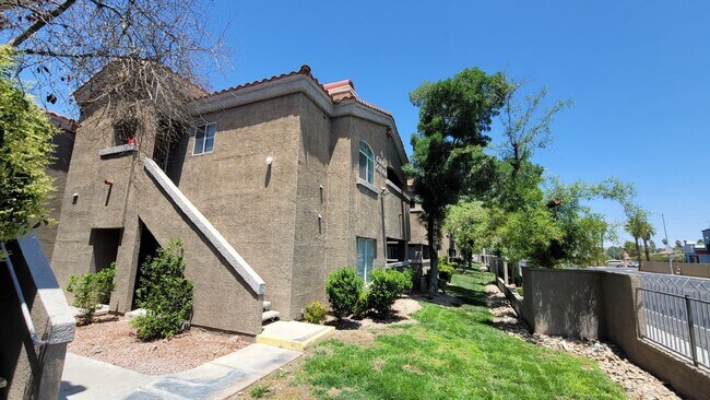 Foto del edificio - 5525 W Flamingo Rd