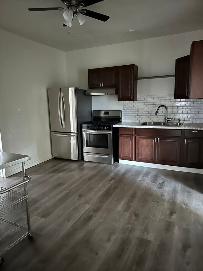 Foto del edificio - 639 16th St