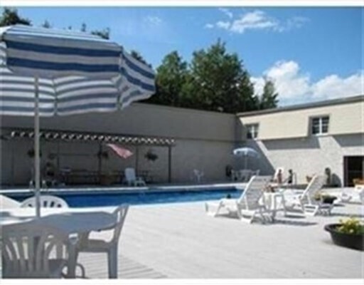 Foto del edificio - 33 Maple Crest Cir