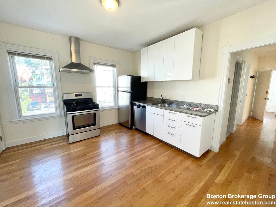 19 Eastman St Unit 2, Boston, MA 02125 Apartments in Boston, MA