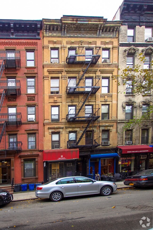 Building Photo - 230 E 83rd St