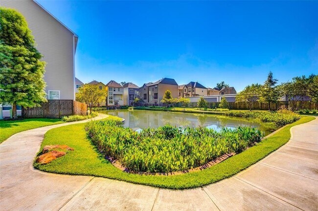 Building Photo - 1415 Adell Rose Ln