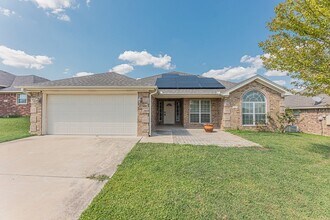 Building Photo - 3603 Salt Fork Dr
