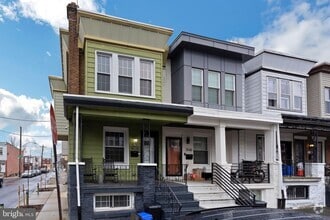 Building Photo - 2528 Ingersoll St