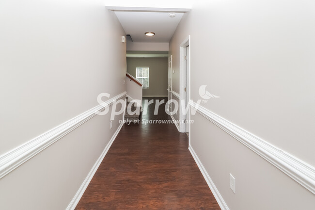 Building Photo - 3586 Catherine Creek Place