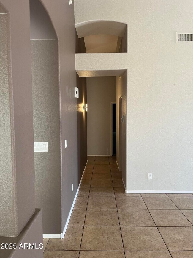 Building Photo - 4619 E Desert Cactus St