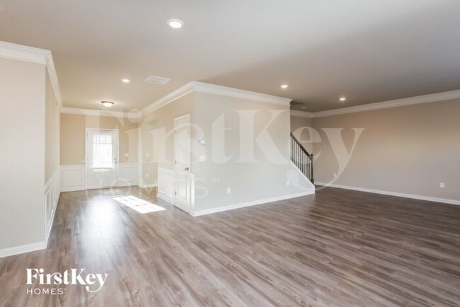Foto del edificio - 193 Creekside Bluff Way