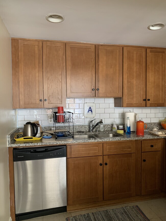 Foto del edificio - 2100 Grove Ave