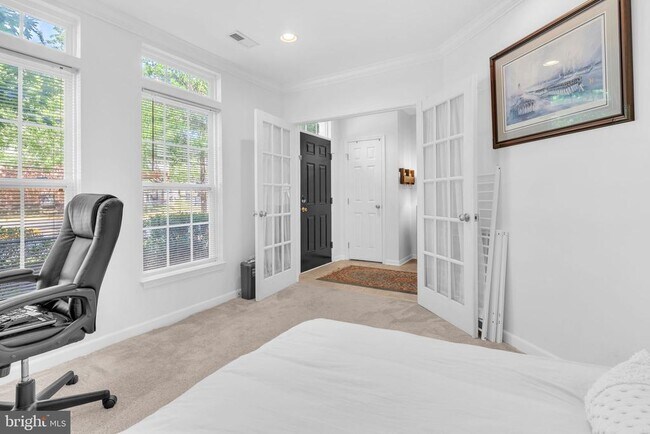 Foto del edificio - 2104 Abbottsbury Way