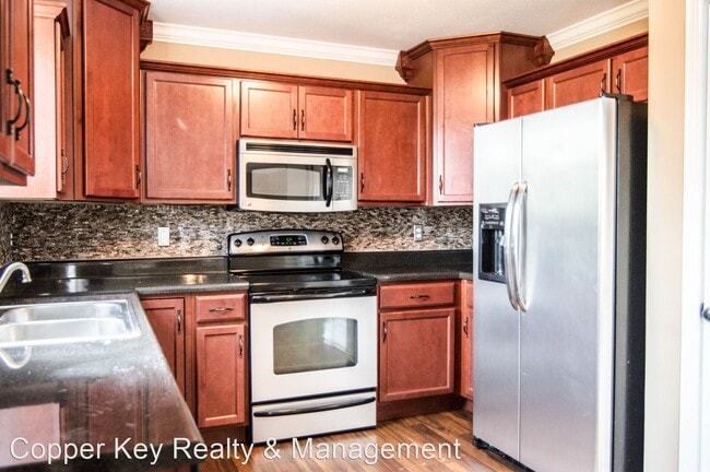 Building Photo - 3 br, 2.5 bath House - 696 White Face Drive