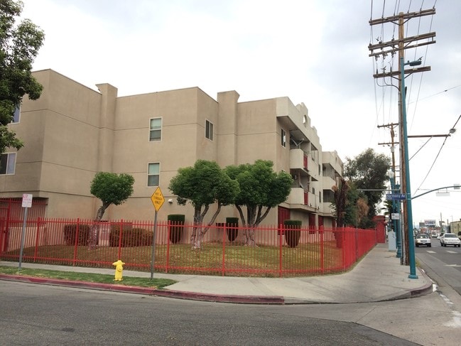 Building Photo - Harmony Gates