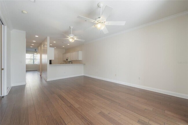 Foto del edificio - 6825 S Kissimmee St