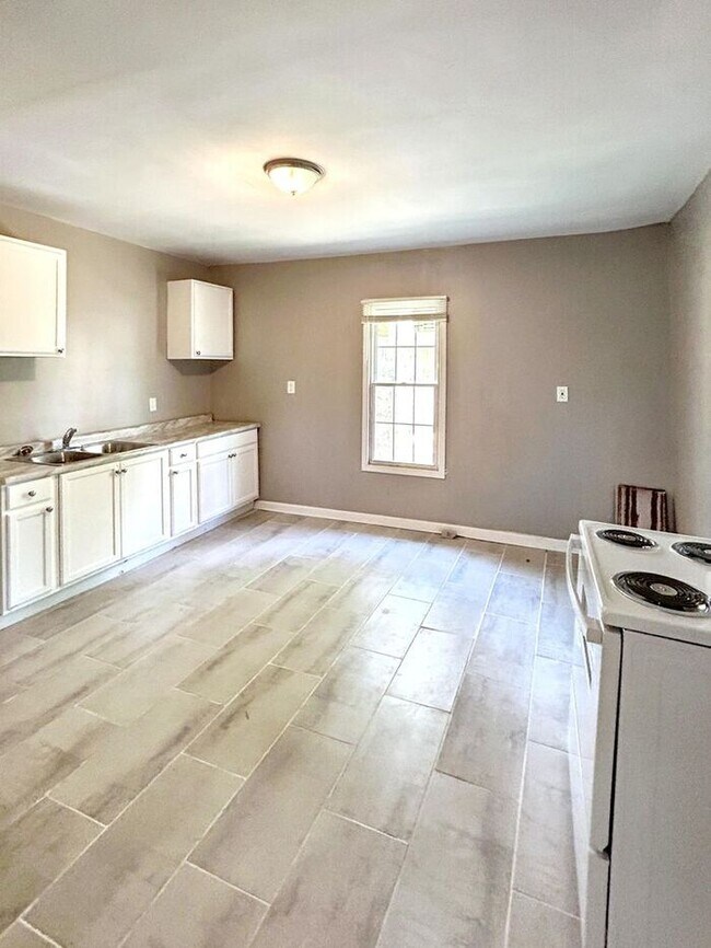 Foto del edificio - 2128 46th Place Ensley