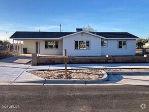 Building Photo - 44317 W Heritage Ln