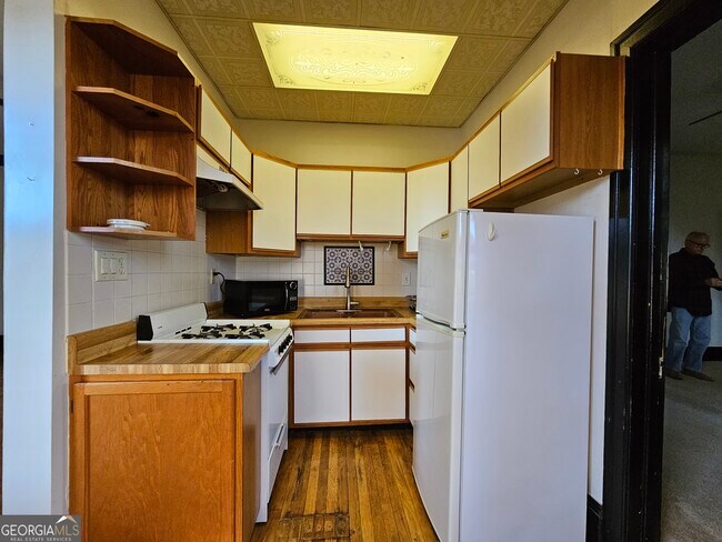 Foto del edificio - 378 9th St NE