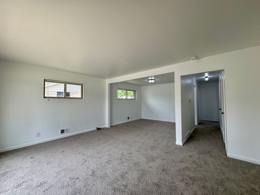 Foto del edificio - Spacious 4 bedroom home in Westminster! Av...