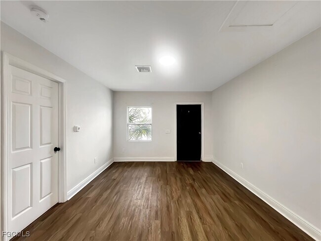 Foto del edificio - 27 Cypress St
