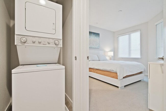 Building Photo - 3639 Haven Ave