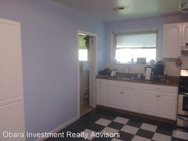 Foto del edificio - 3 br, 1 bath House - 661 Rennard St.