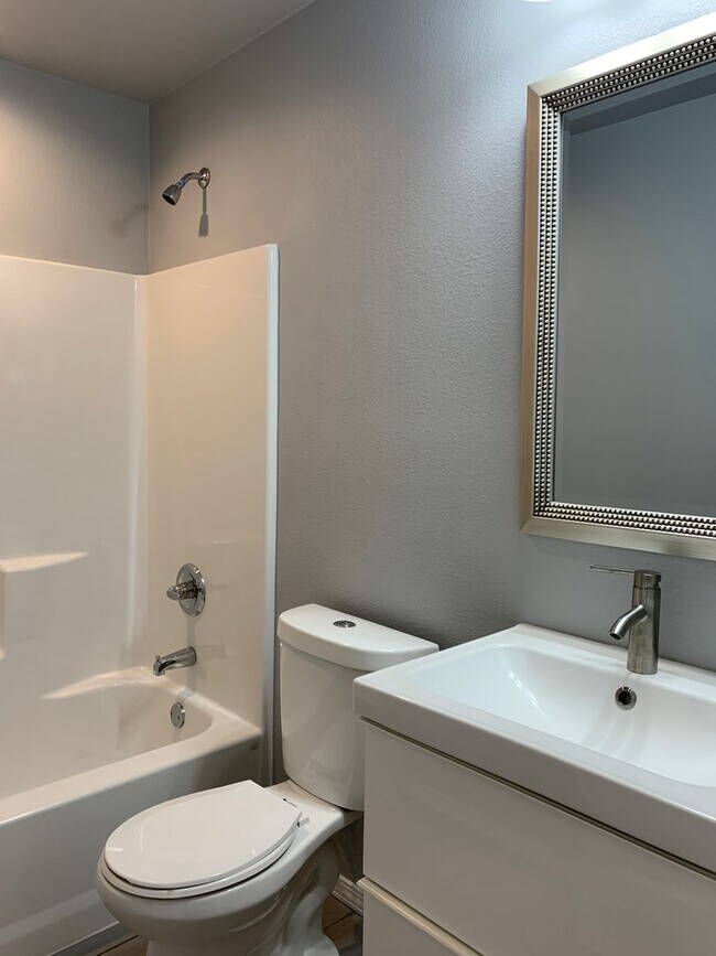 Foto del edificio - 8408-8411 11th St