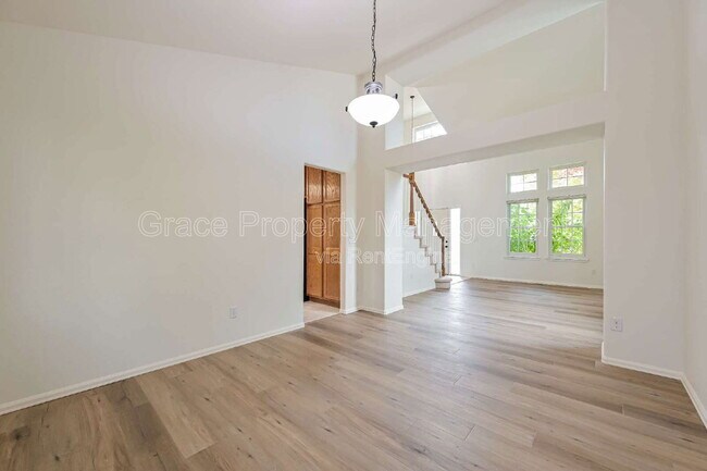 Foto del edificio - 10376 Dunsford Dr