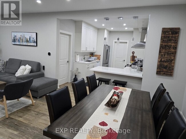 Building Photo - 4355 Simcoe St