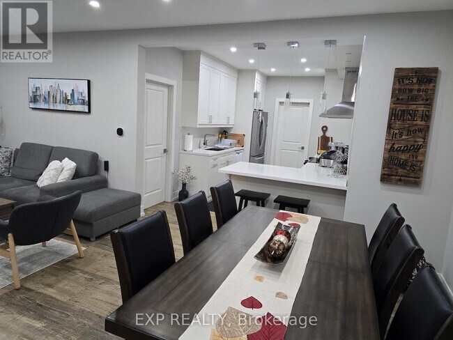 Photo du bâtiment - 4355 Simcoe St