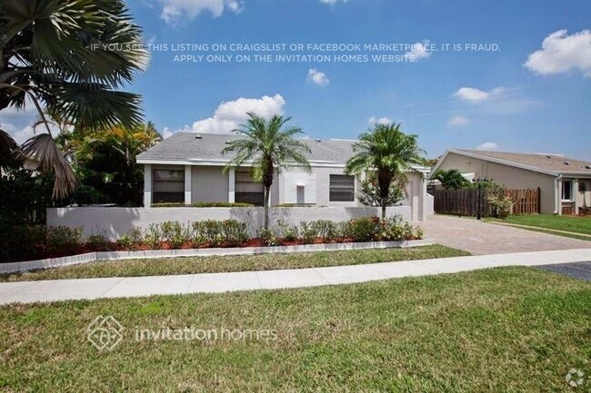 Building Photo - 581 SW 166th Terrace