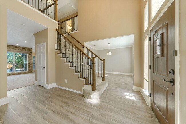Foto del edificio - 4 Bedroom/3 Bath Mission Ridge Subdivision