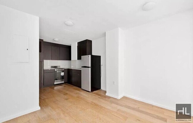Foto del edificio - Beautiful 2 bedroom now available