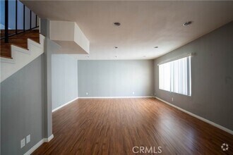 Building Photo - 10614 Eastborne Ave