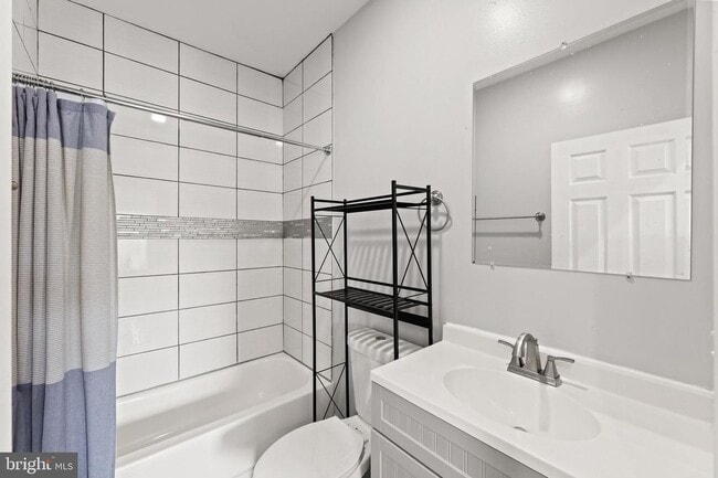 Building Photo - 2414 Orleans St
