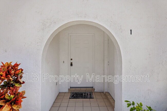 Foto del edificio - 910 Big Tree Rd Bldg 10
