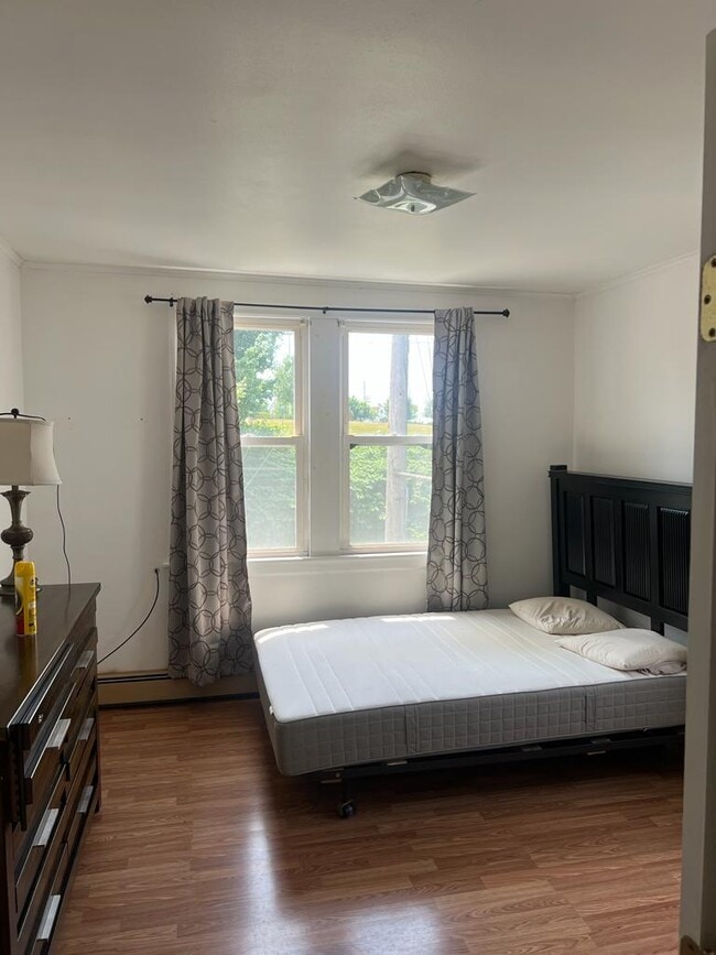 Building Photo - 47 Dogwood Rd