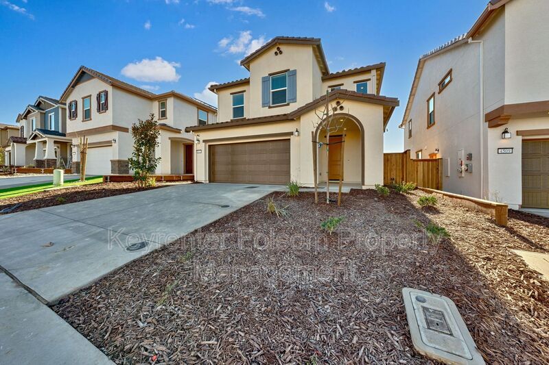 Foto principal - 4513 Fallon Dr